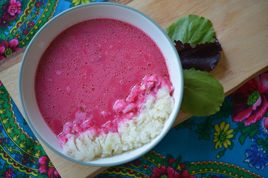 Polish Creamy Beet Soup {Barszcz Czerwony Ze Śmietaną} - Polish Your ...